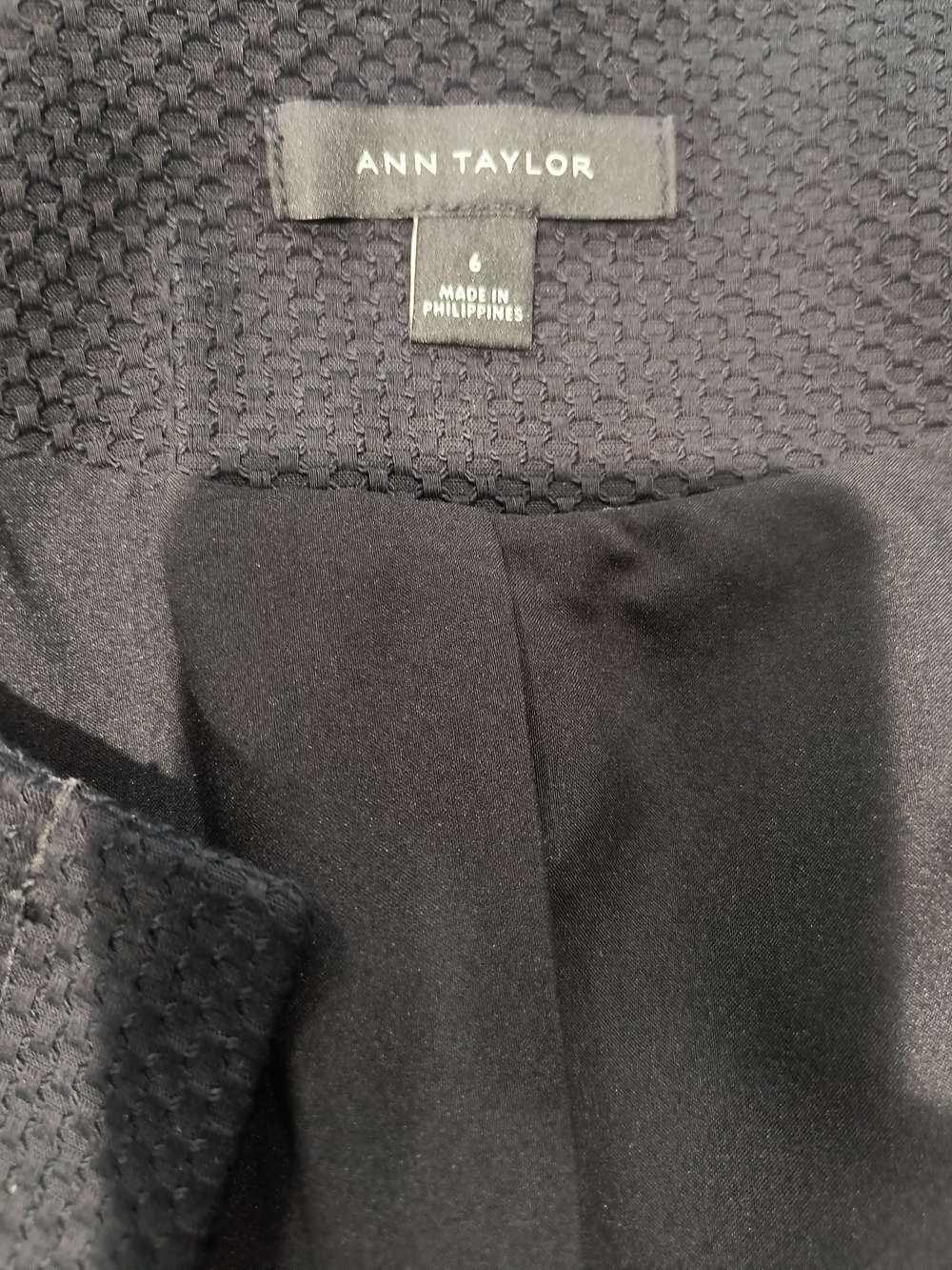 Ann Taylor Black Textured Zip-Front Blazer with Gold Hardware - Picture 6 of 7